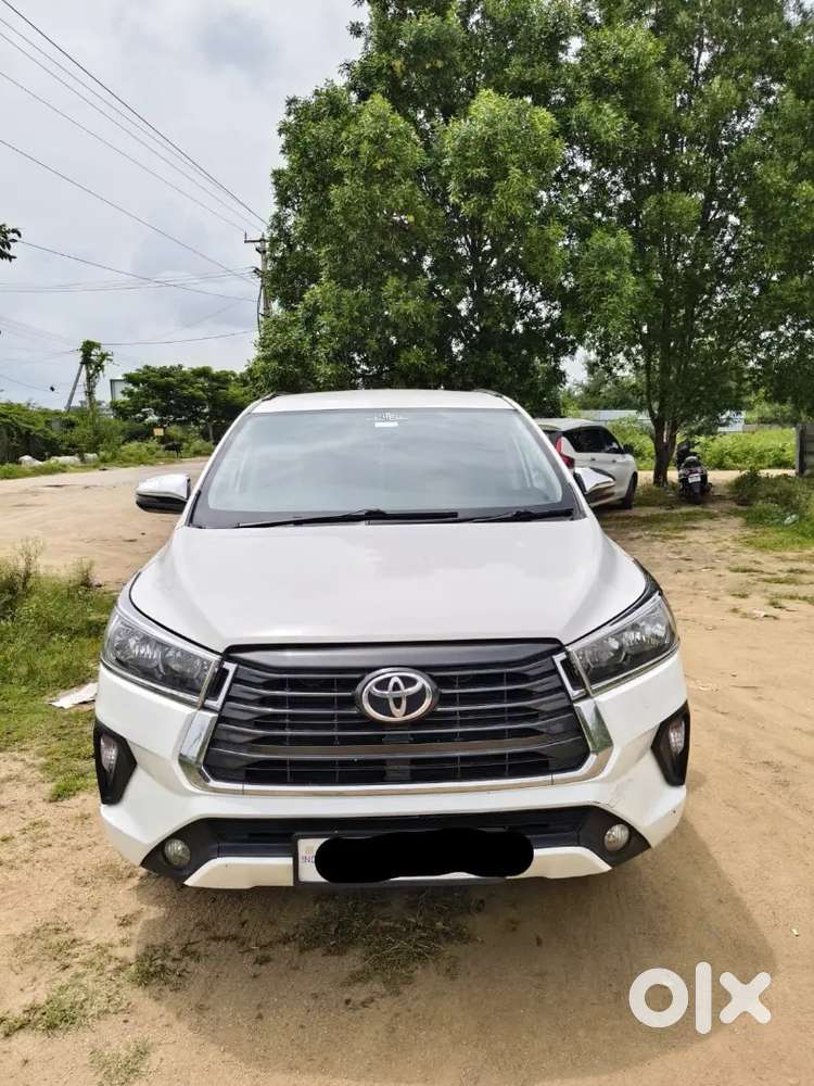 Toyota Innova Crysta 2017 Mt Diesel 2nd Owner