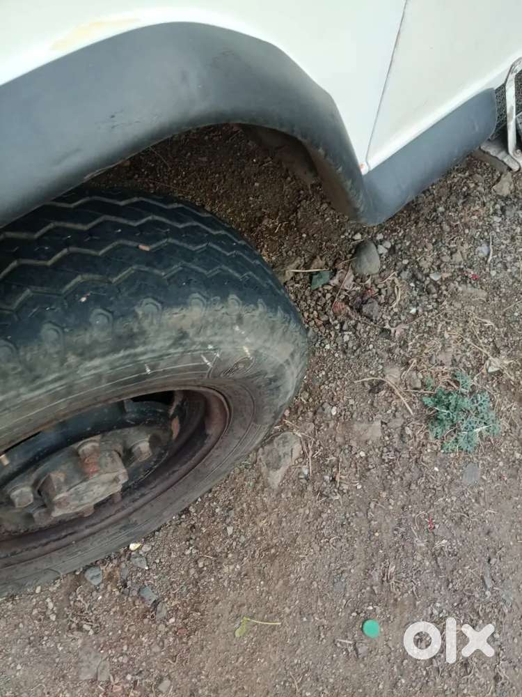 Bolero 9 Seater Gadi Condition No 1