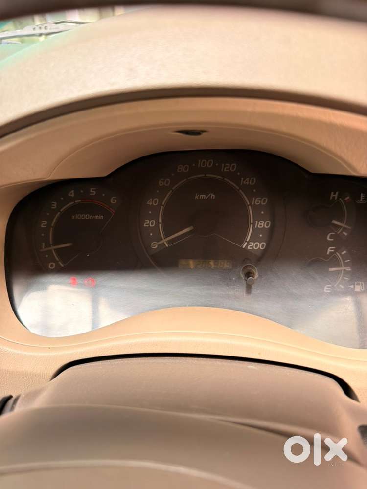 Toyota Innova 2005 Diesel Car
