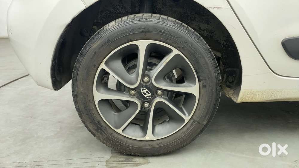 Hyundai Grand I10 1.2 Kappa Sportz Option At, 2017, Petrol