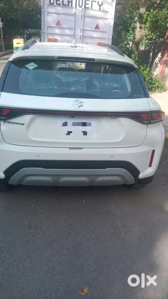 Maruti Suzuki Fronx 2025 Petrol 10000 Km Driven