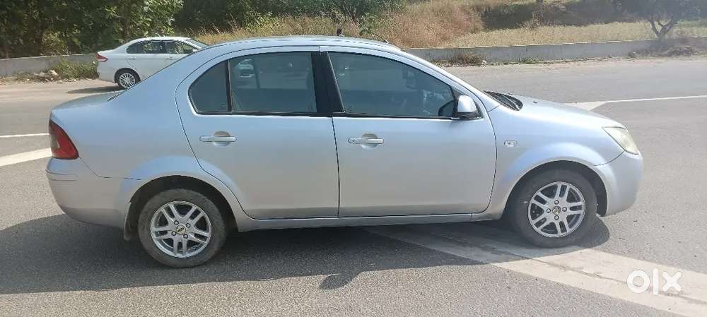 Ford Fiesta 1.4 Zxi 2015