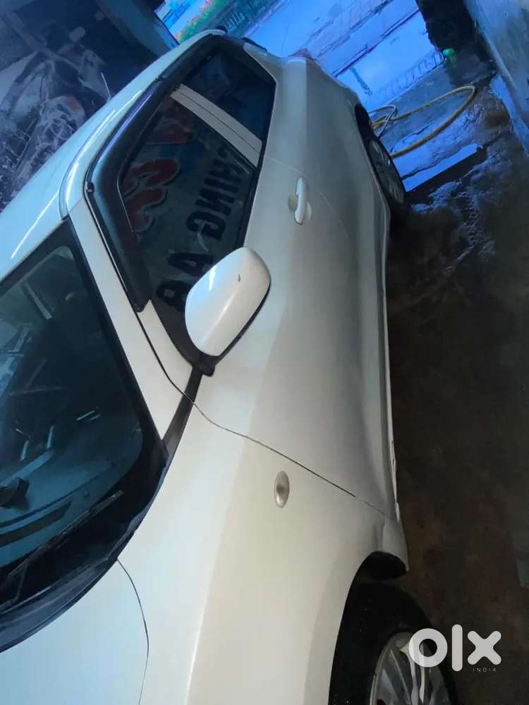 Maruti Suzuki Swift Lxi 2024