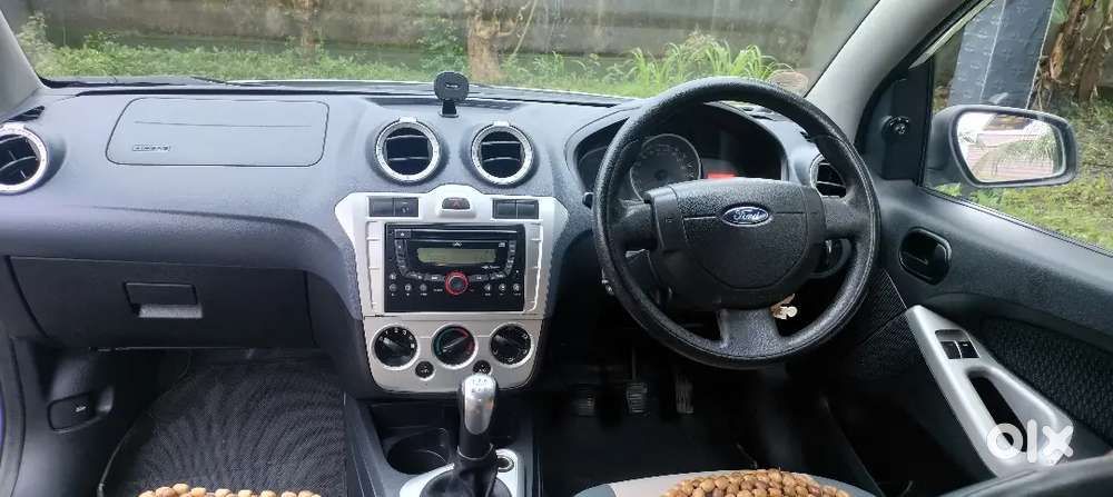 Ford Figo 1.2 Petrol 2013