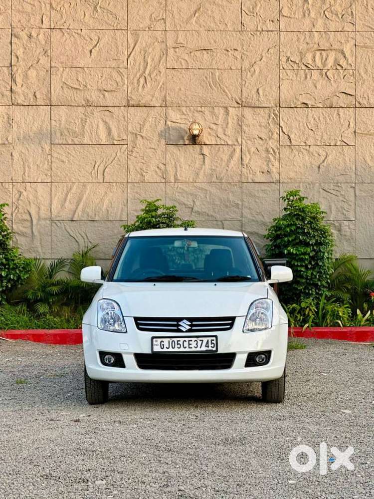 Maruti Suzuki Dzire Vxi Ags, 2010, Cng & Hybrids