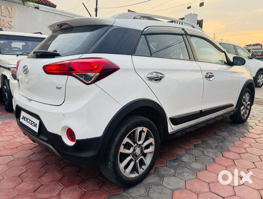 Hyundai I20 Active Sx Petrol, 2018, Petrol