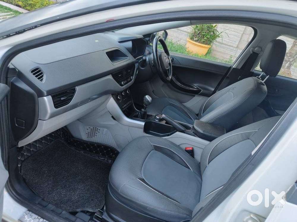 Tata Nexon 1.2 Revotron Xm, 2018, Petrol