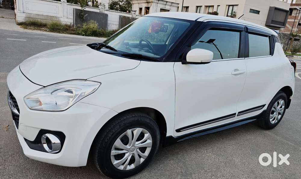 Maruti Suzuki Swift 1.2 Vxi (o), 2023, Petrol