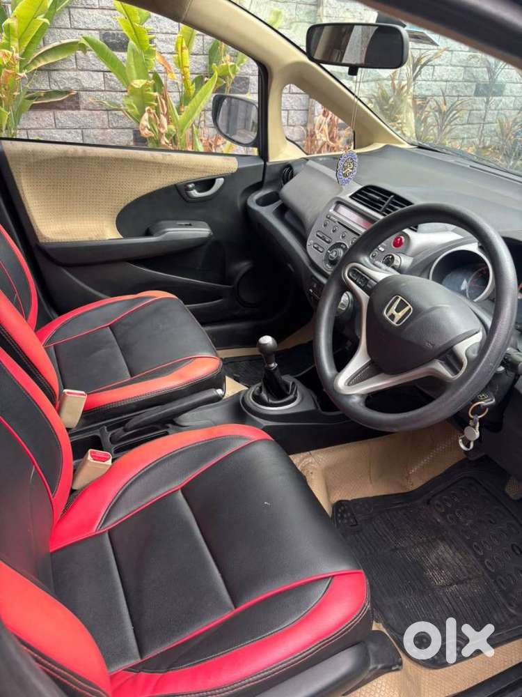 Honda Jazz V Mt Privilege, 2012, Petrol