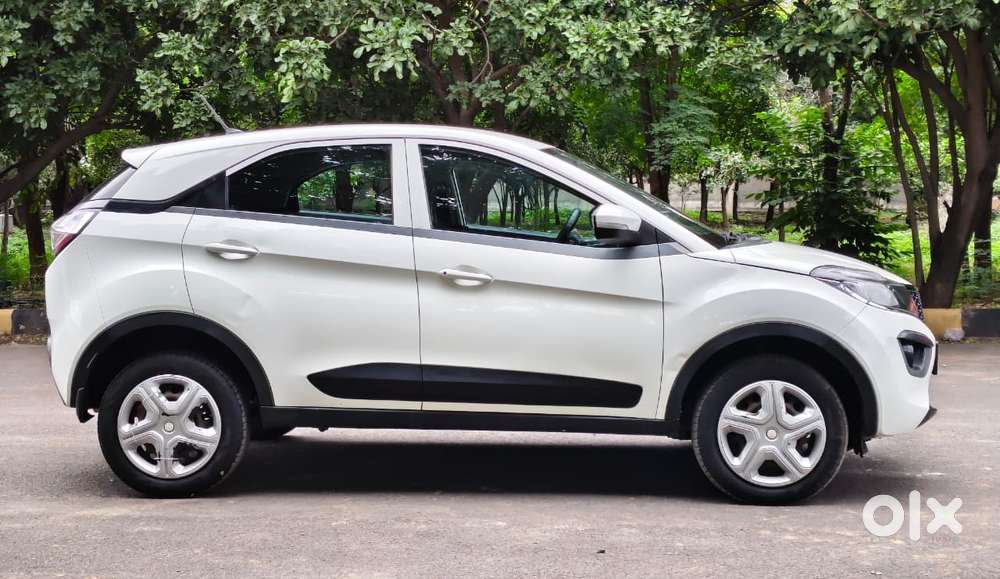 Tata Nexon 1.2 Revotron Xm (s), 2018, Diesel