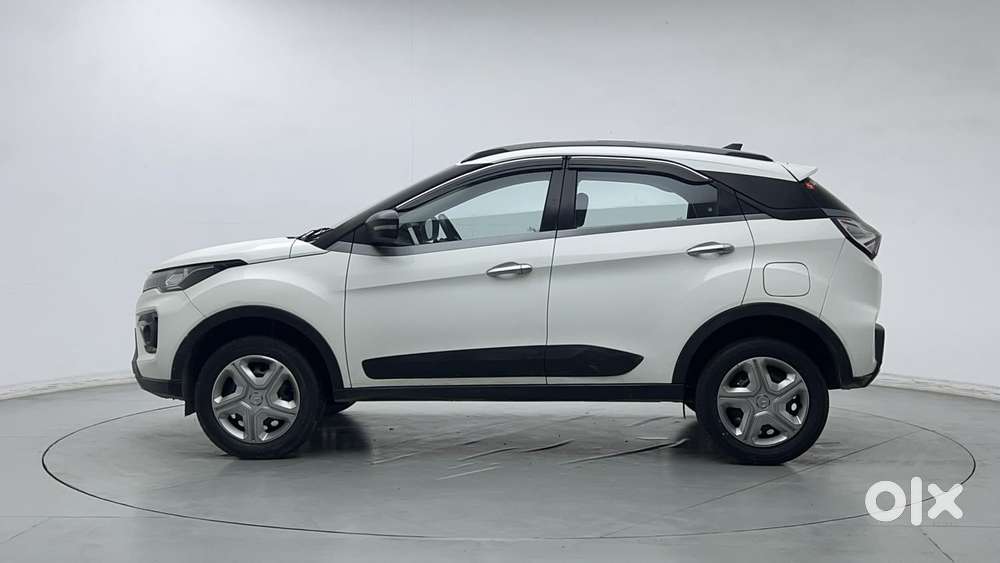 Tata Nexon 1.2 Revotron Xm (s), 2022, Petrol