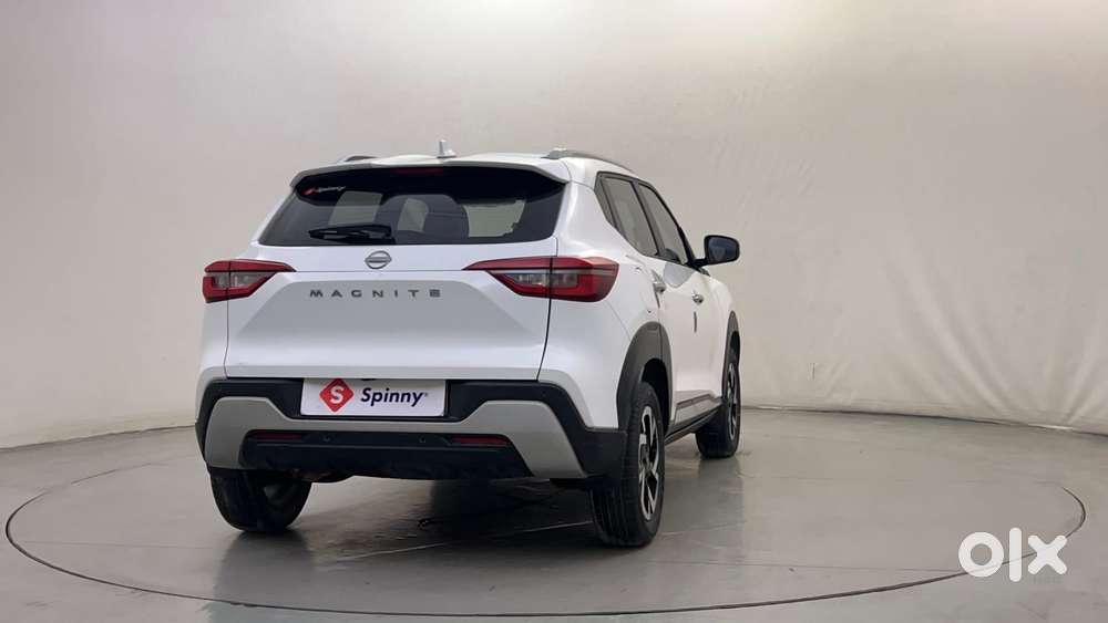 Nissan Magnite 1.0 Xv, 2023, Petrol