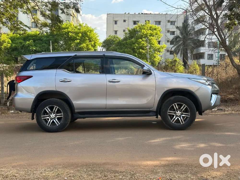 Toyota Fortuner 2018 Diesel 91000 Km Driven With Service Record