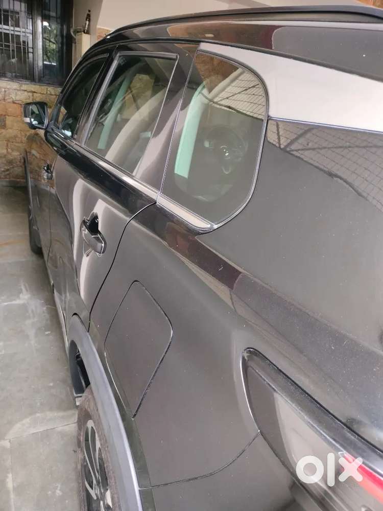 Maruti Suzuki Vitara 1.5 Alpha Smart Hybrid 2024