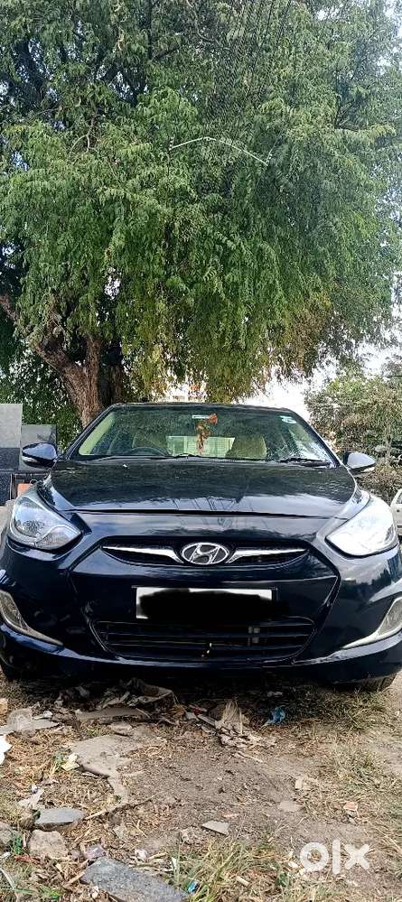 Verna Fludic Diesel Black Excellent Condition 1.6 Crdi