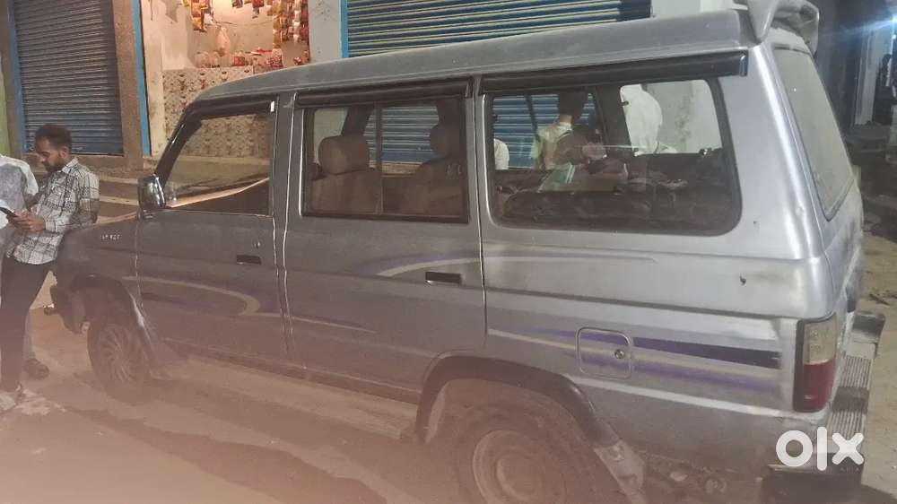 Toyota Qualis 2003