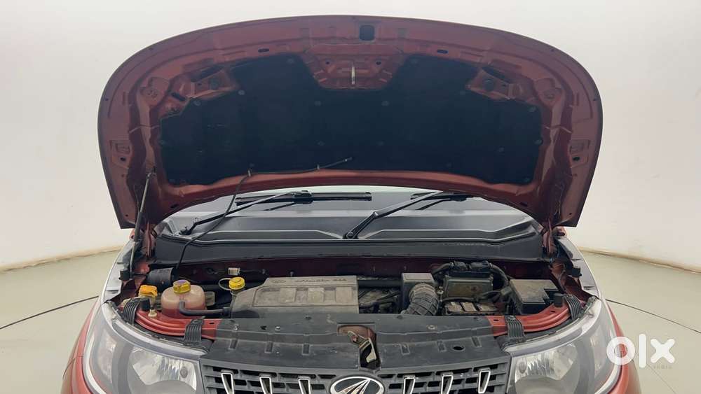 Mahindra Kuv 100 Mfalcon G80 K6 Plus, 2017, Petrol