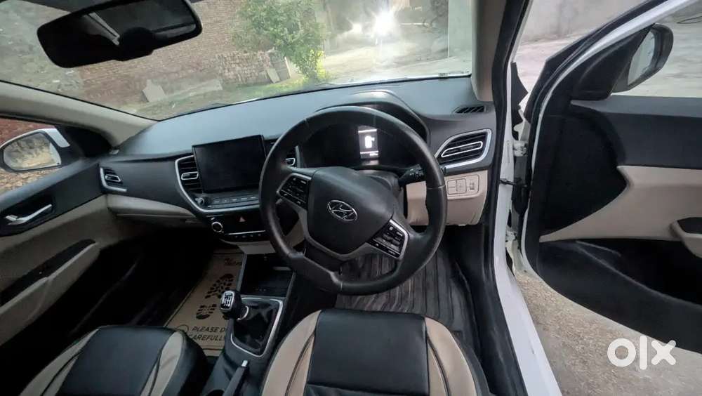 Hyundai Verna 1.5 Petrol 2022
