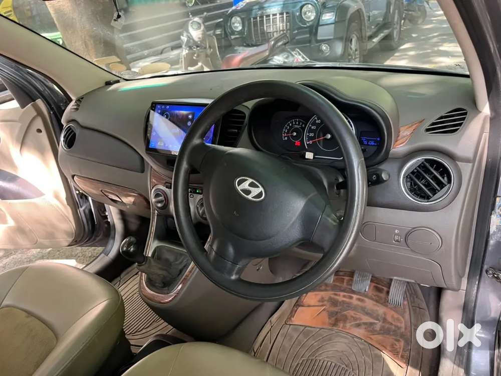 Hyundai I10 2011 Petrol 74000 Km Driven