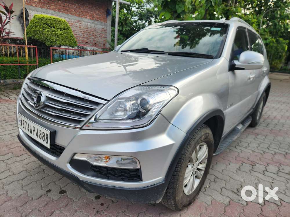 Mahindra Rexton, 2017, Diesel