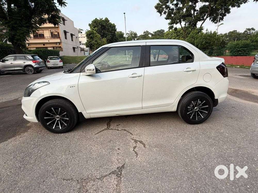 Maruti Suzuki Dzire 1.2 Vxi, 2015, Petrol