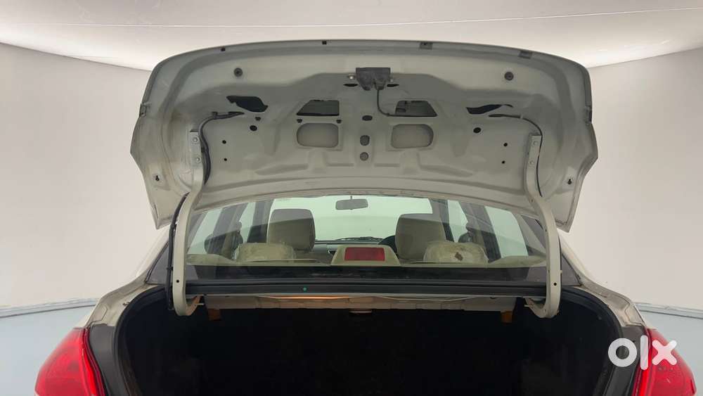 Maruti Suzuki Swift Dzire 1.3 Vxi, 2013, Petrol