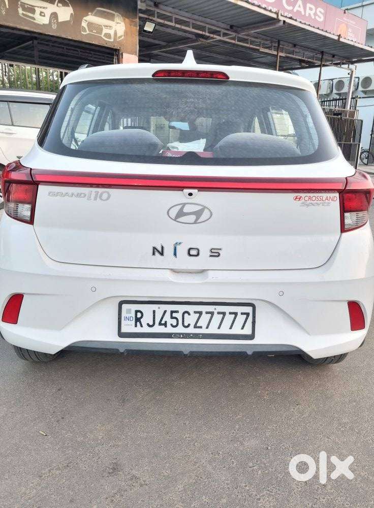 Hyundai Grand I10 Nios Sportz 1.2 Kappa Amt, 2023, Petrol