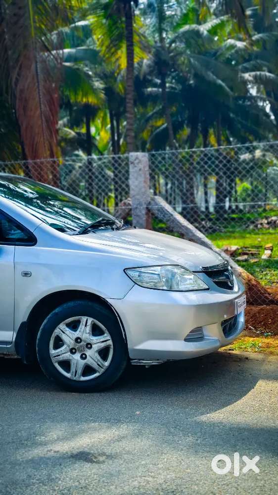 Honda City Zx 2007 Petrol Well Maintained