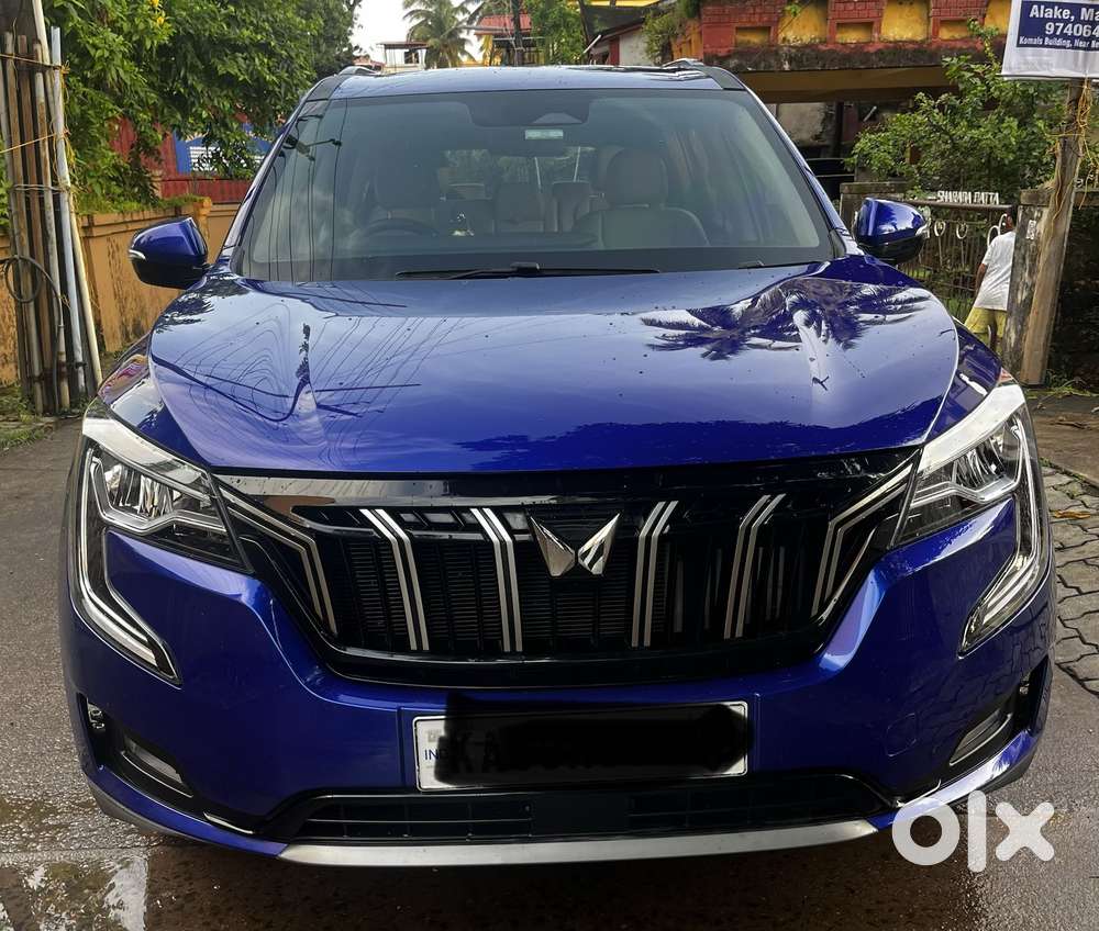 Mahindra Xuv700 2.0 Ax 7 Petrol Mt Str, 2022, Petrol