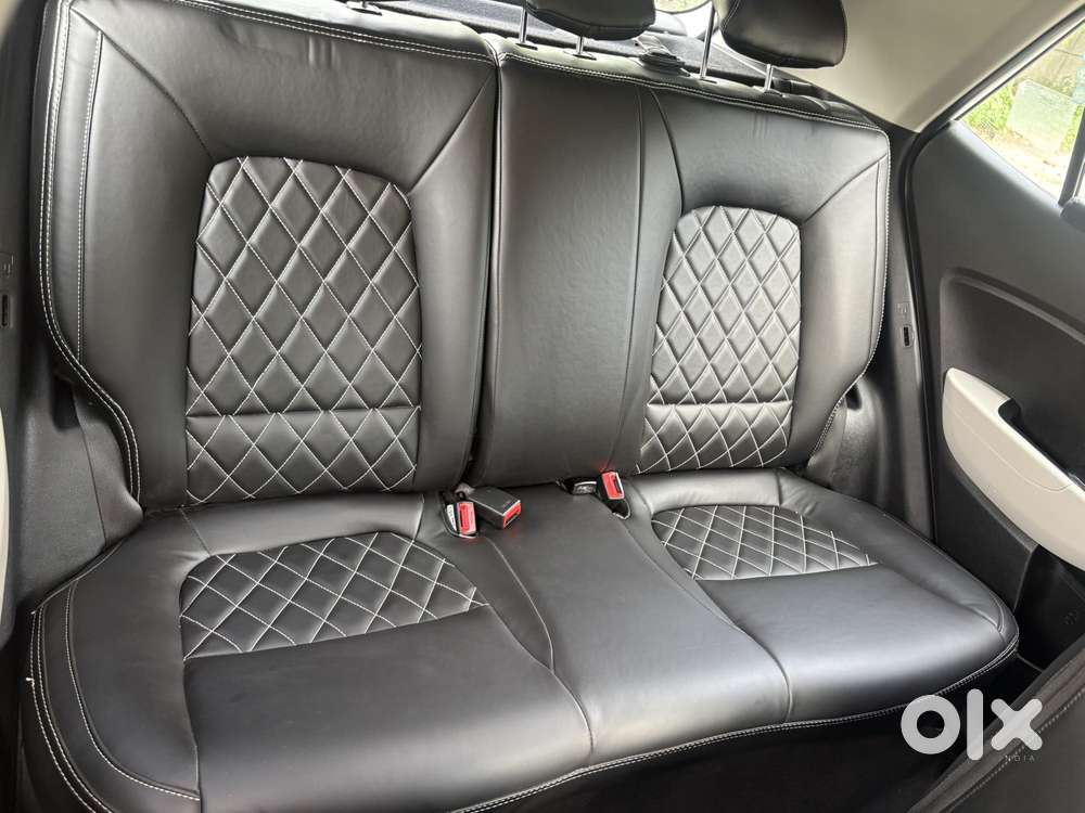 Hyundai Venue 1.0 S (o) Turbo Dct, 2023, Petrol