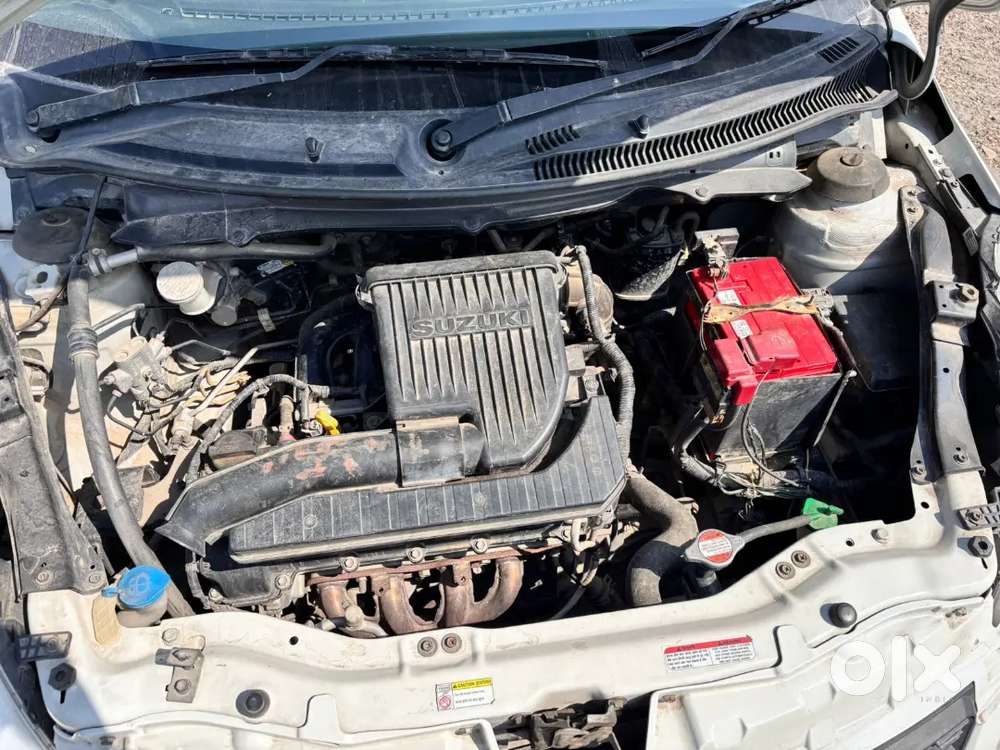 Maruti Suzuki Swift Lxi 2017