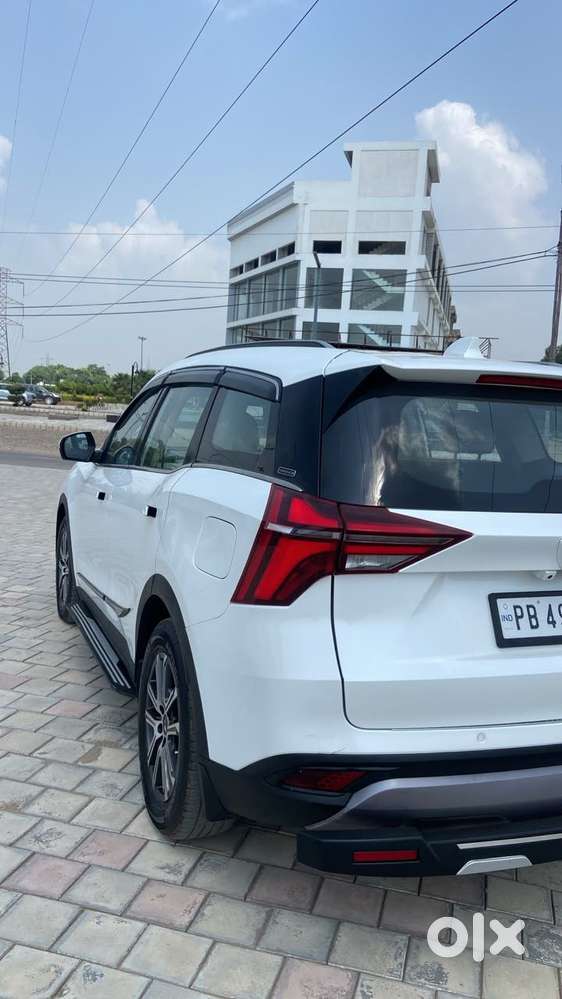 Mahindra Xuv700 2.2 Ax 7 Diesel Mt Luxury Pack Str, 2024, Diesel