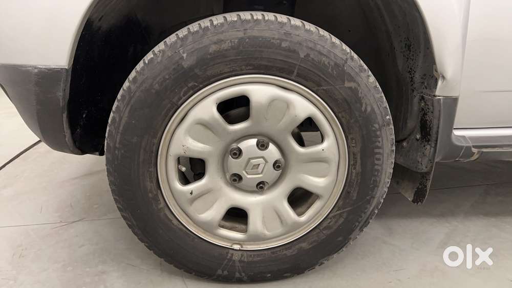 Renault Duster 1.5 Petrol Rxe, 2014, Petrol