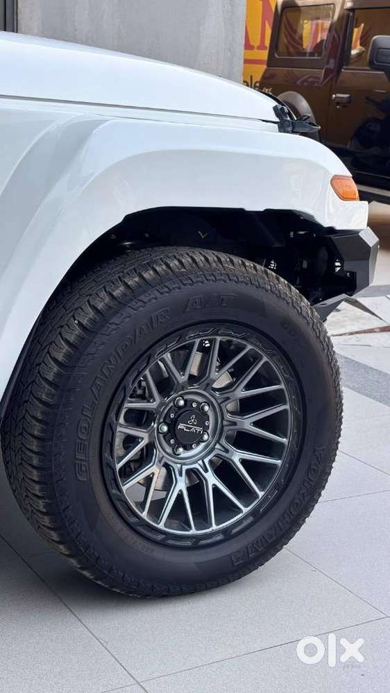 Mahindra Thar Roxx, 2026, Petrol