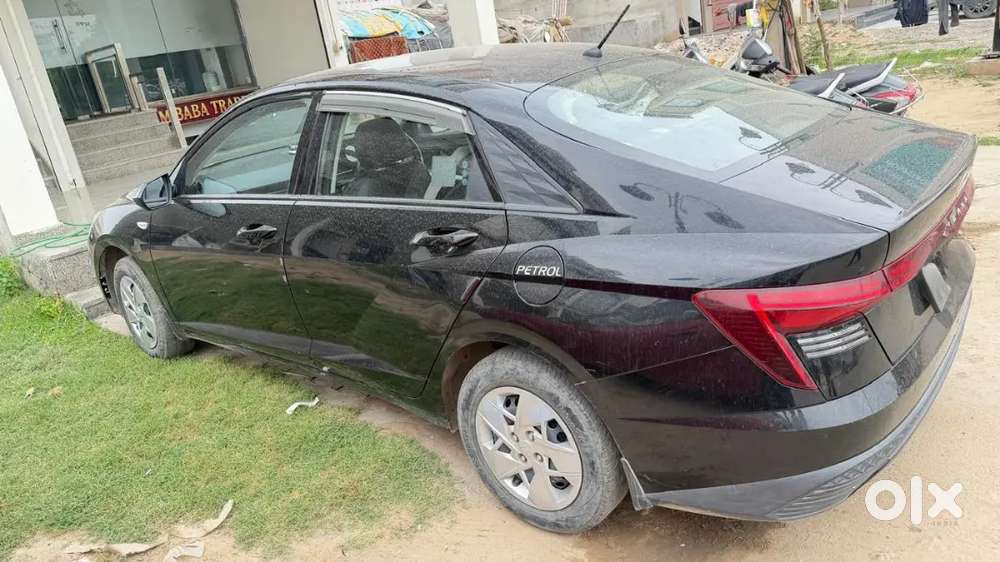 Hyundai Verna  1.5 Mti Mt Ex 2024