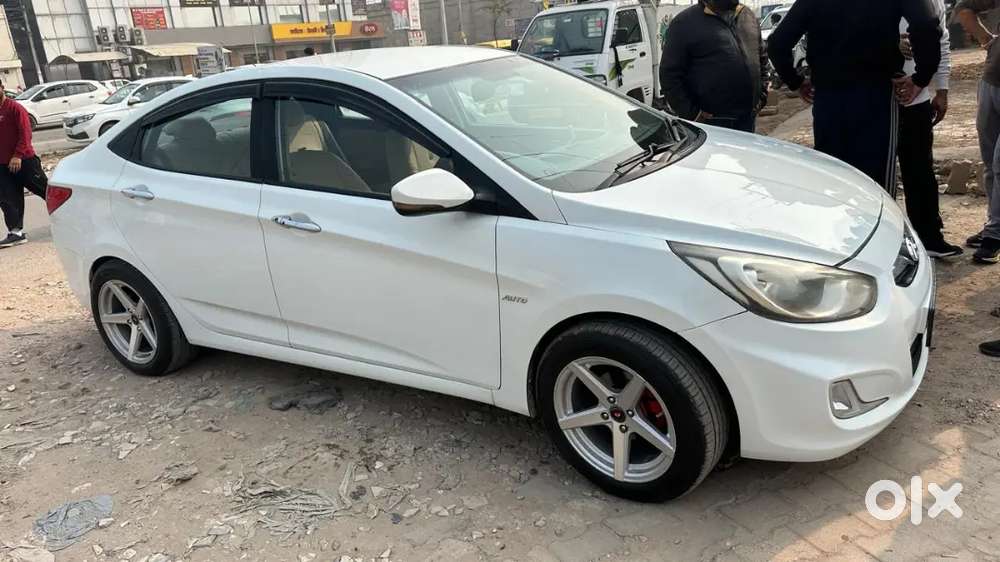 Hyundai Fluidic Verna 2012 Diesel 90000 Km Driven