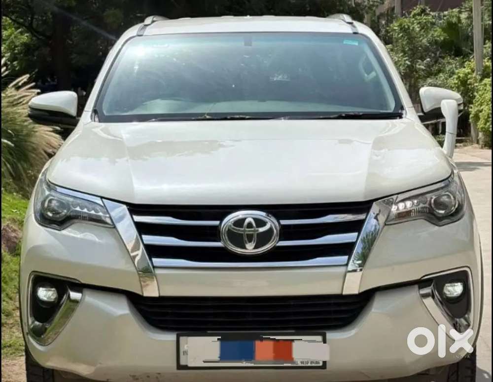 Toyota Fortuner 1st Owner Automatic 4*4 /2017 Diesel