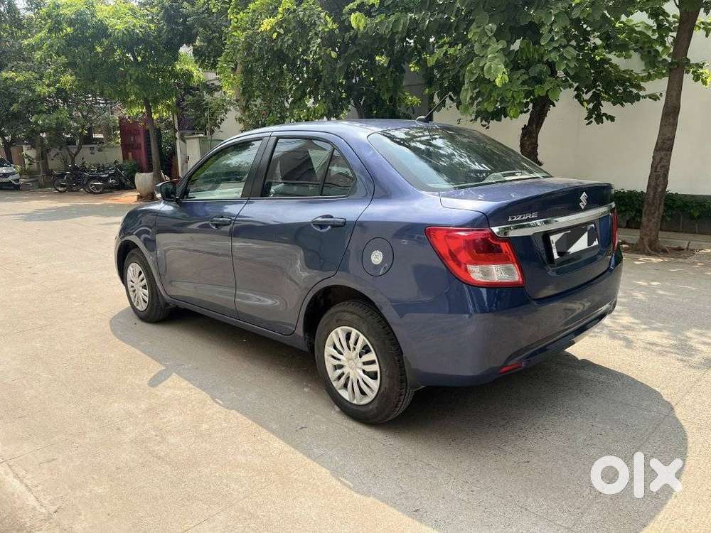 Maruti Suzuki Dzire 1.2 Vxi Amt, 2022, Petrol