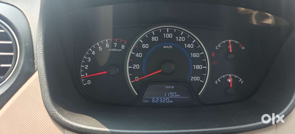 Hyundai Grand I10 2013-2016 Sportz Edition, 2015, Petrol