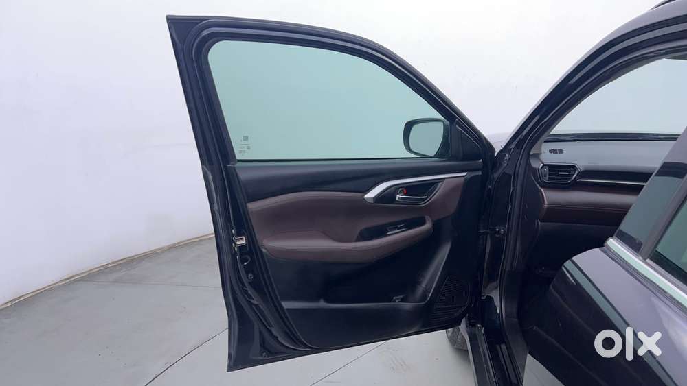 Maruti Suzuki Grand Vitara 1.5 Alpha Smart Hybrid, 2023, Petrol