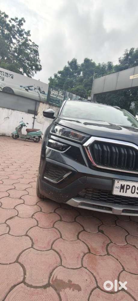 Skoda Kushaq 1.0 Tsi Ambition At, 2023, Petrol
