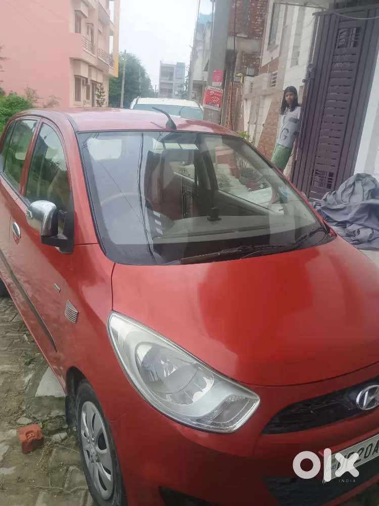 Hyundai I10 2017 Lpg 80000 Km Driven