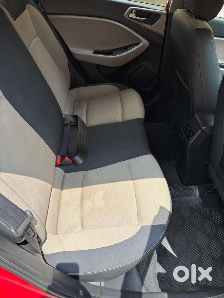 2015 Hyundai Elite At Best Price - First Owner!!