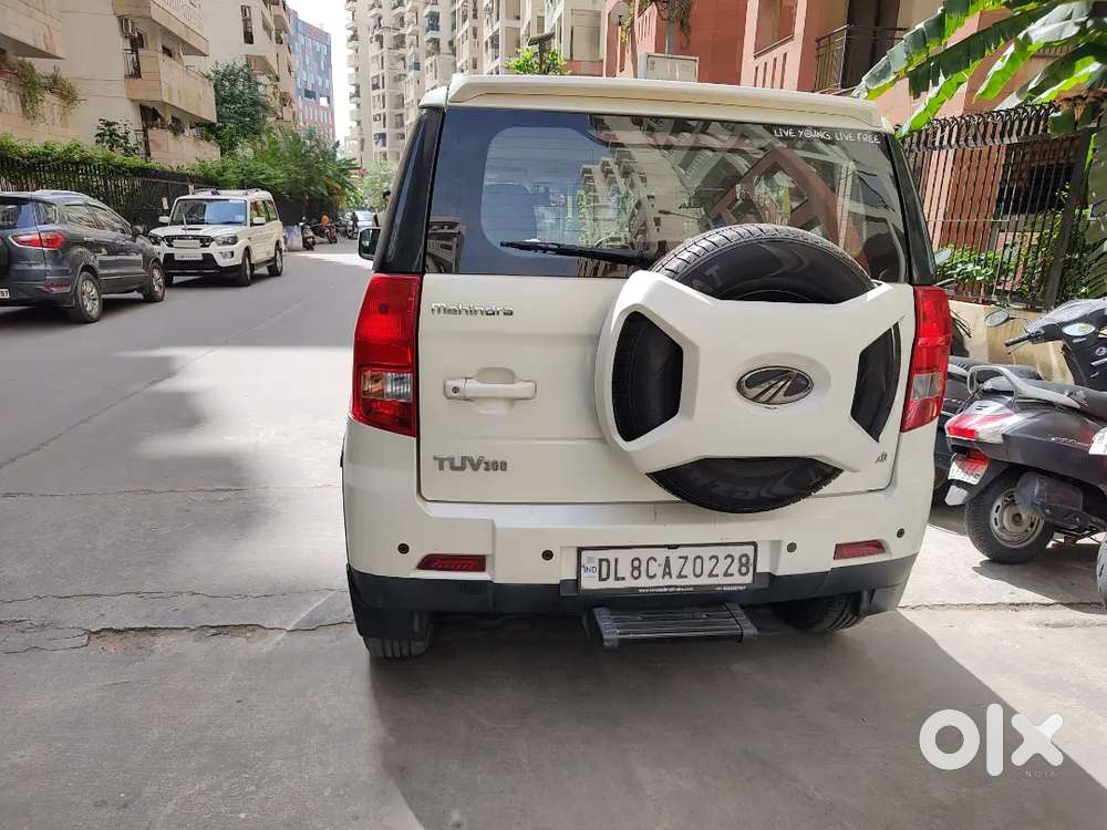 Mahindra Tuv 300,
November 2019 , Diesel,manual.