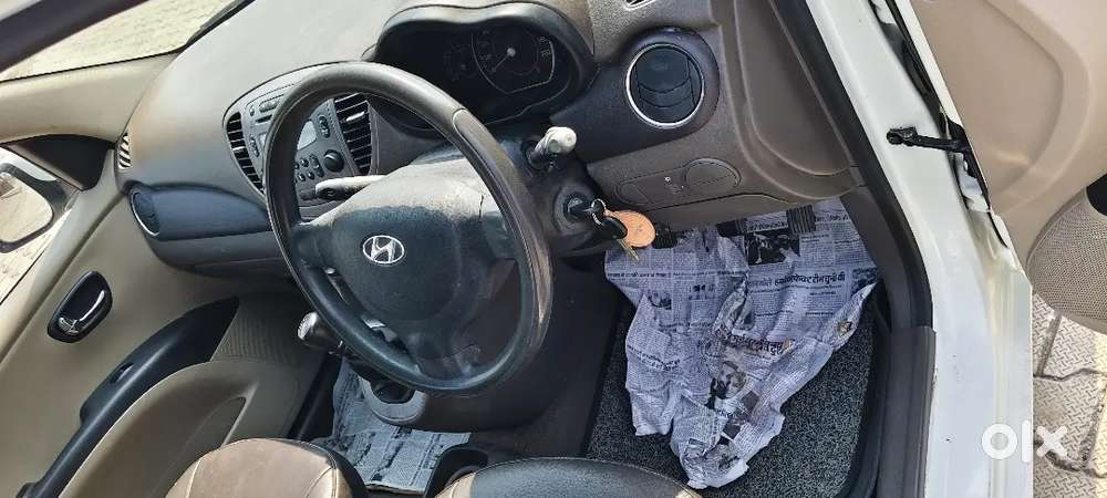 Hyundai I10 Sportz 2013 1st Owner Petrol Cng New Tayar Bima Valid