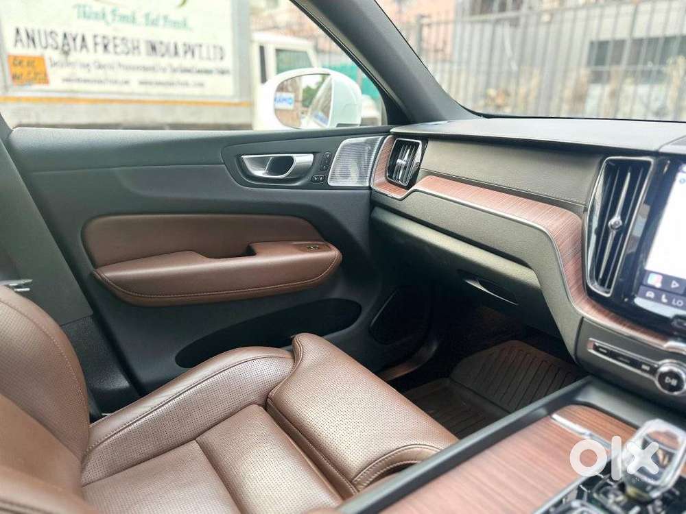 Volvo Xc60 2.0 B5 Ultimate, 2023, Petrol