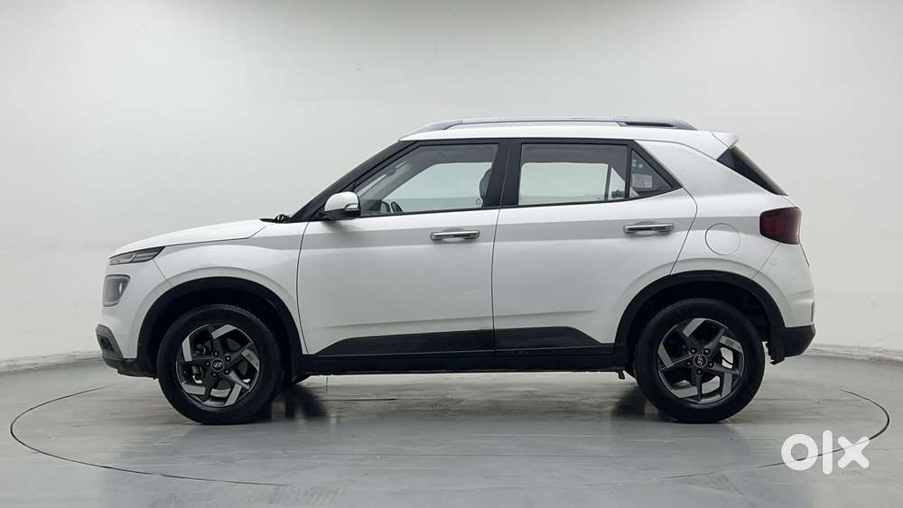 Hyundai Venue 1.0 Sx (o) Turbo Dct, 2022, Petrol