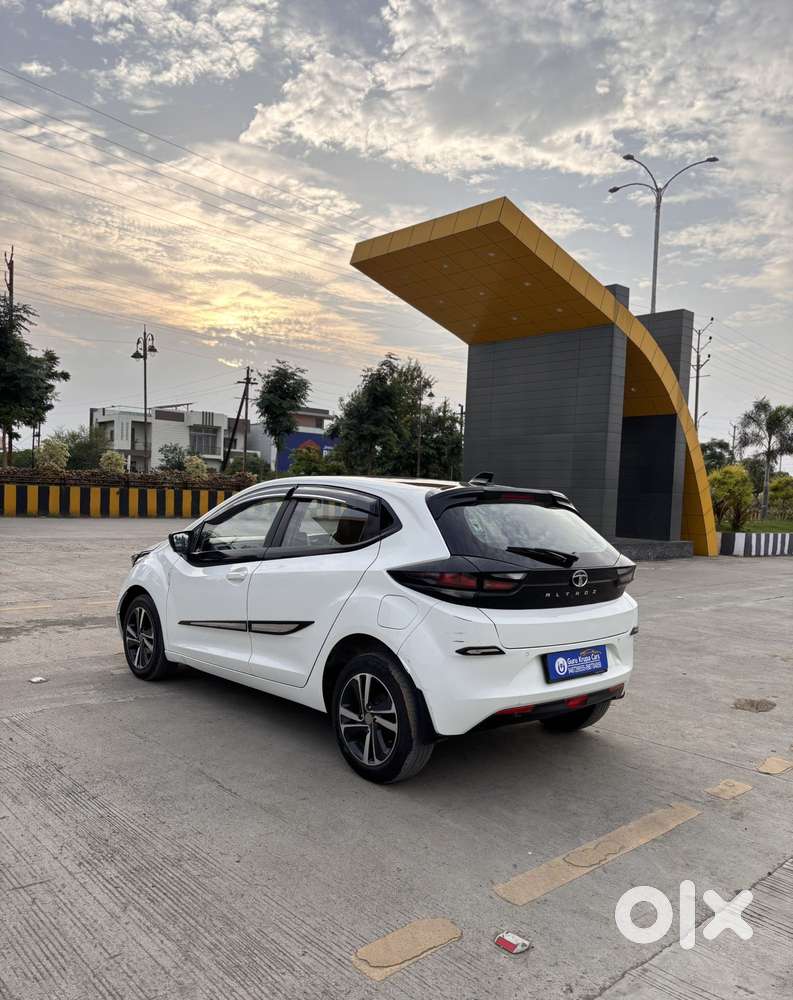 Tata Altroz Xz Plus (s) Dark Edition, 2023, Petrol