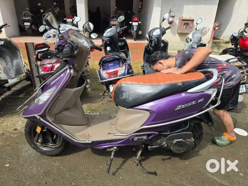 Purple Scooty Zest Details TVS Scooty Zest 110 BS6 Price, Specs