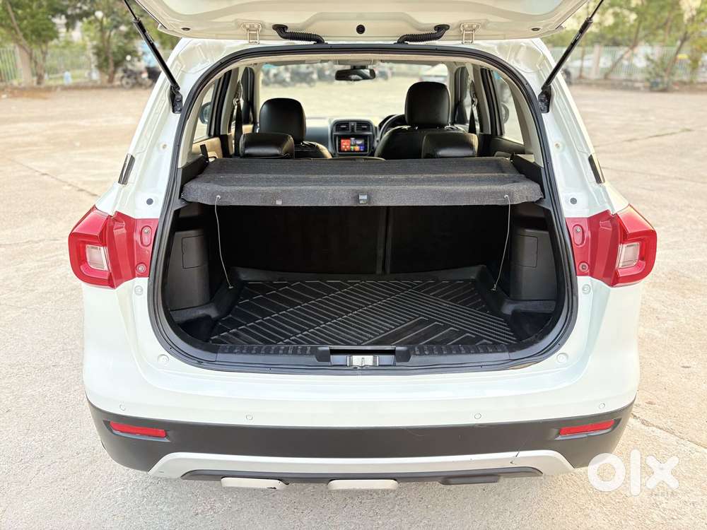 Maruti Suzuki Brezza Zdi+ Dual Tone, 2020, Petrol